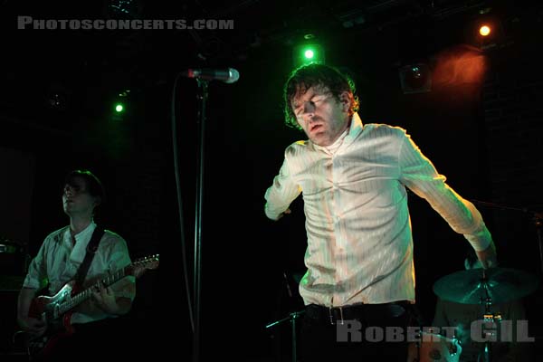 AND ALSO THE TREES - 2007-11-24 - PARIS - La Maroquinerie - Simon Huw Jones - Justin Jones